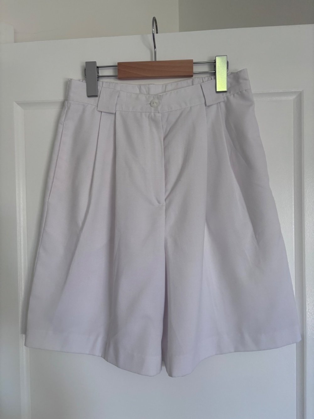 Zack’s Vintage High Waist Pleated White Shorts Women’s Vintage Size 8 - Picture 3 of 10